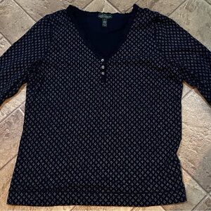 Blue and White Patterned 3/4 Sleeve Top